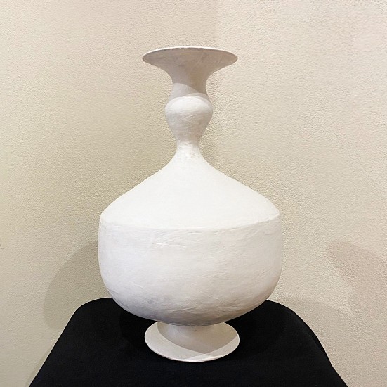 Maggie Jaszczak, Large White Vase 2
2021, ceramic earthenware