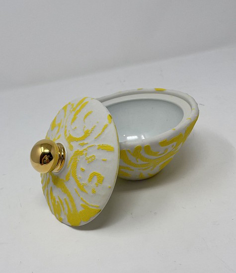 Dallas Wooten, Yellow Etched Sugar Jar
2022, Cone 10 stoneware porcelain, colored porcelain, glaze, luster