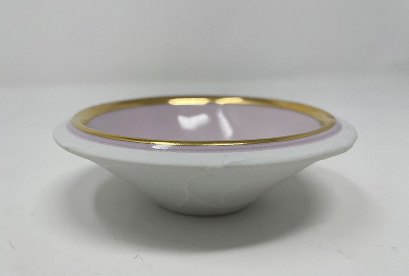 Dallas Wooten, Salt Pinch/Condiment/Trinket Dish
2022, Cone 10 stoneware porcelain, colored porcelain, glaze, luster
