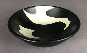 sco 0143 black and white small bowl