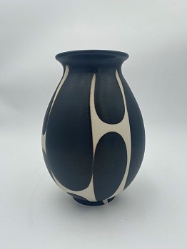 sco 0237 bw vase
