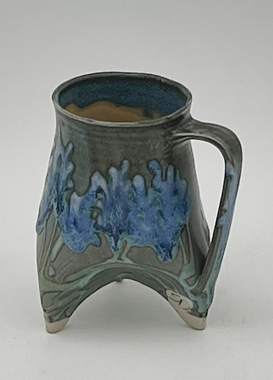 Sara Dargan, Tripod Cup
2024, ceramic