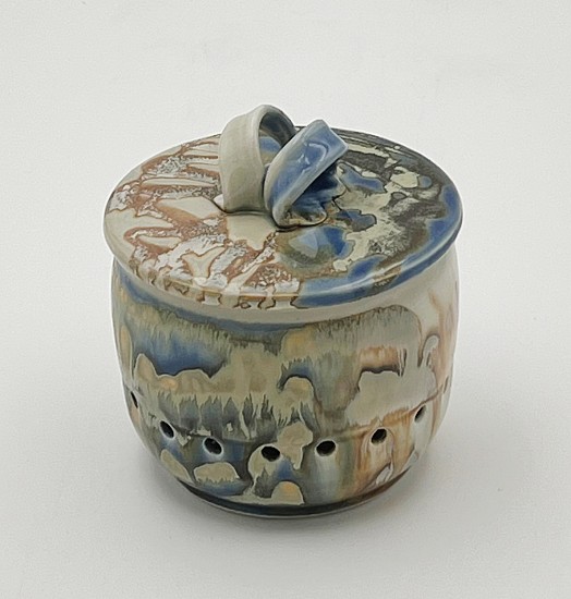 Sara Dargan, Garlic Jar
2024, ceramic