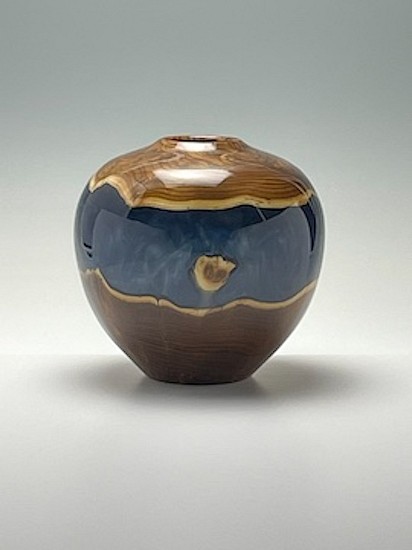 Troy Thompson, Dual Burl Cap Vessel
2024, Cedar burl & resin