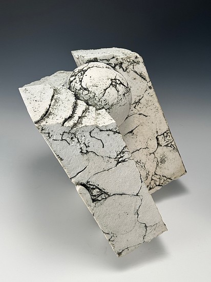 Chris Kelsey
Stoneware, oxide, glaze